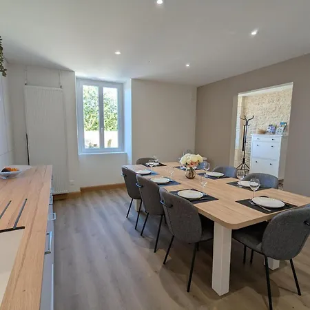 Maison Charentaise Renovee, Vue Campagne - Pers. Landhaus