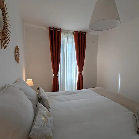 Maison Charentaise Renovee, Vue Campagne - Pers. Landhaus