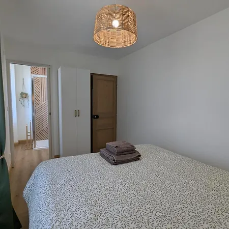 Landhaus Maison Charentaise Renovee, Vue Campagne - Pers. *
