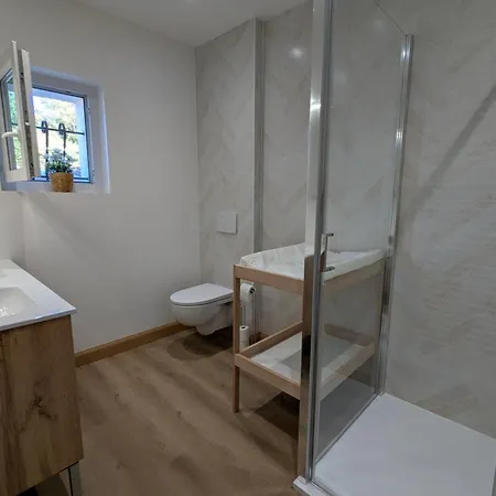 Maison Charentaise Renovee, Vue Campagne - Pers. *